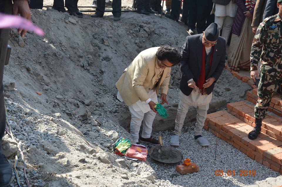 काठमाण्डौ उपत्यका खानेपानी लिमिटेड, आयोजना कार्यान्वयन निर्देशनालय अन्तर्गत बालकुमारी, ललितपुर स्थित फोहर पानी प्रशोधन केन्द्र निर्माण कार्यको शिलान्यास कार्यक्रममा उपस्थित पदाधिकारिहरु